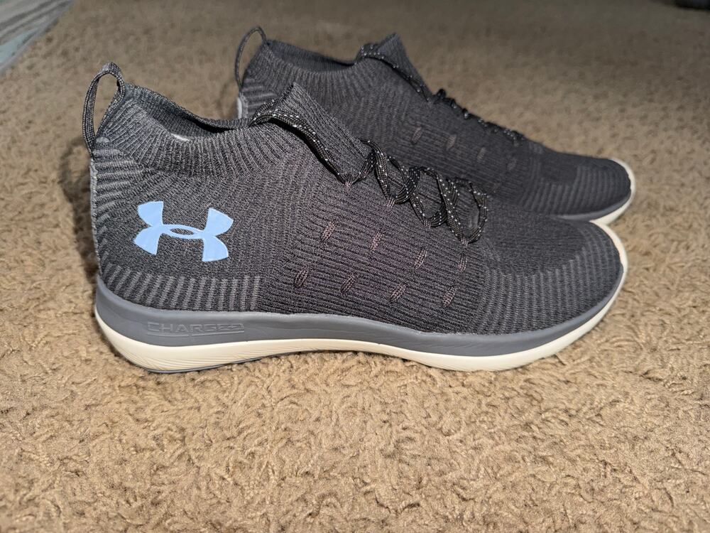 Under Armour Women's Slingflex Rise Running Shoes 10
